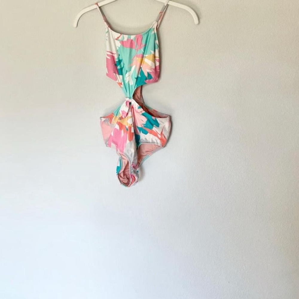 Pastel Floral O’Neill bikini set